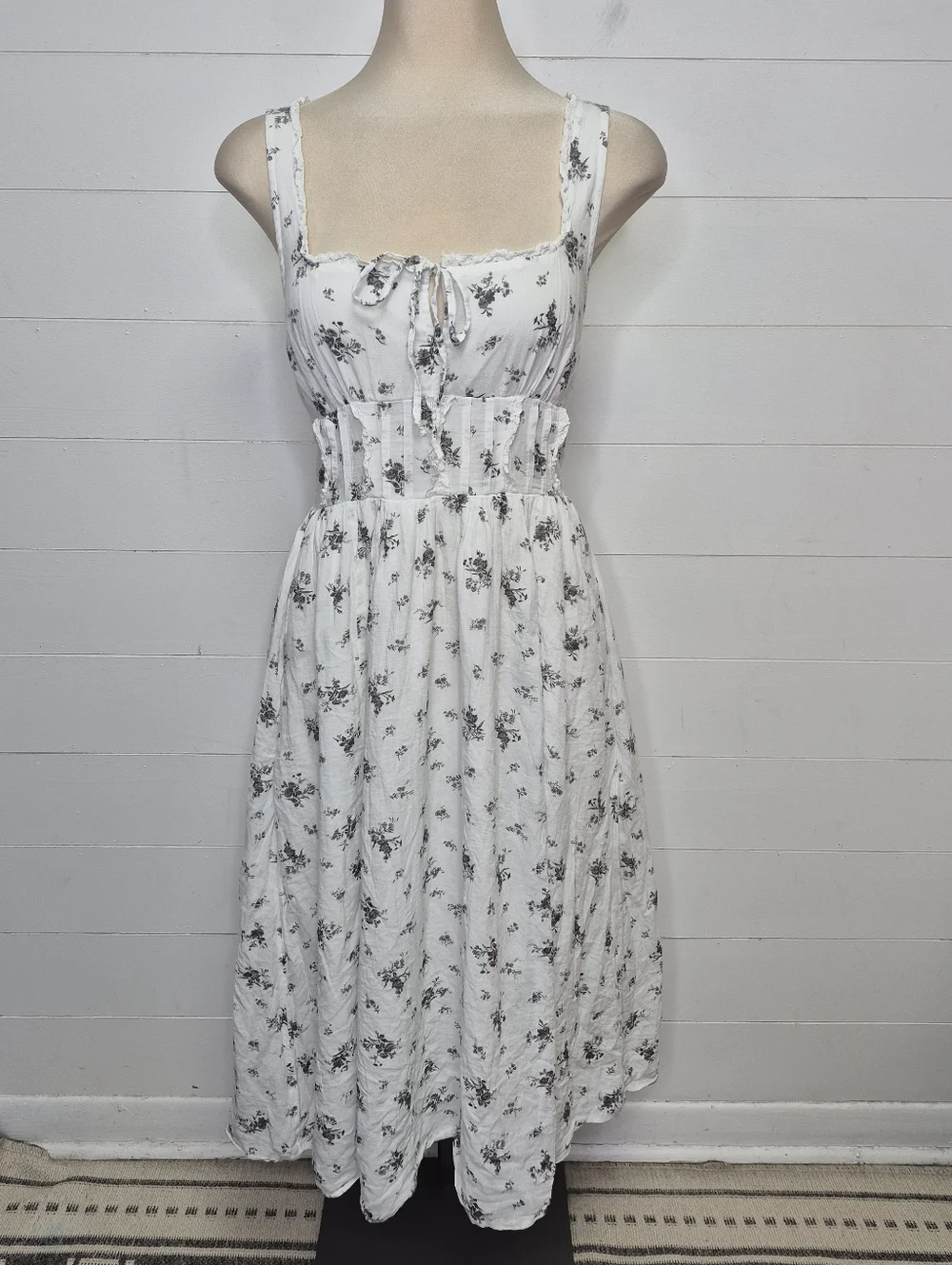 AEO Corset Floral Midi Dress Size S - Picture 2 of 11